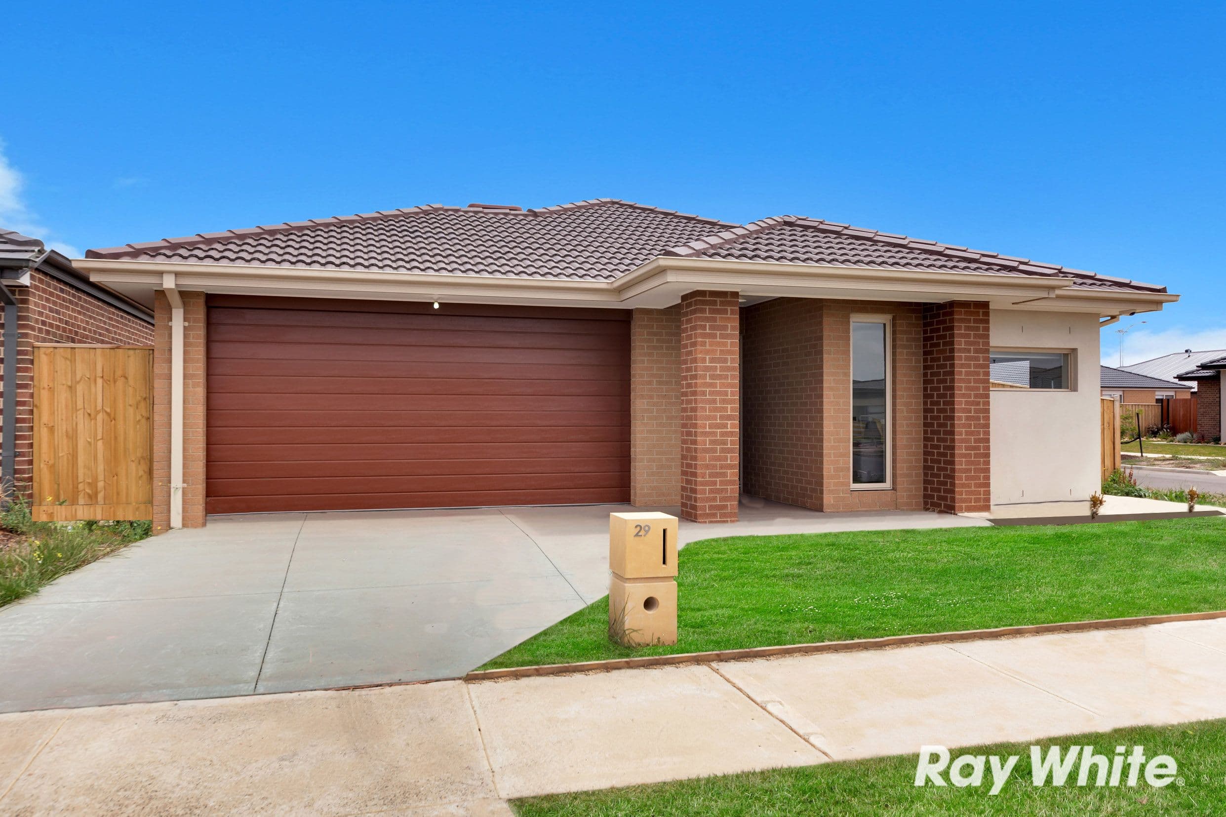 29 Wolomina Crescent, Werribee VIC 3030, Werribee - Thumbnail 2