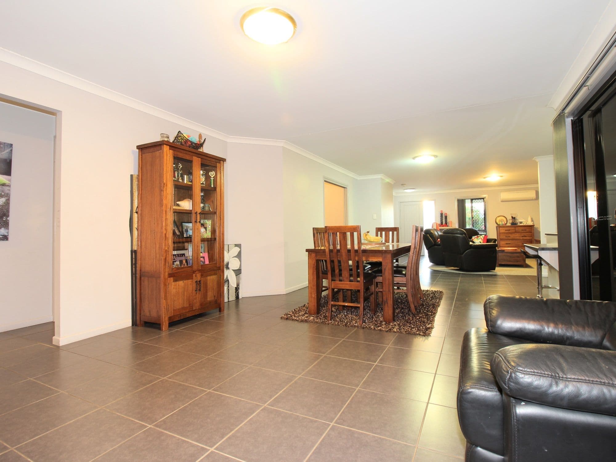 16 Forrest Lane, Emerald QLD 4720, Emerald - Thumbnail 3