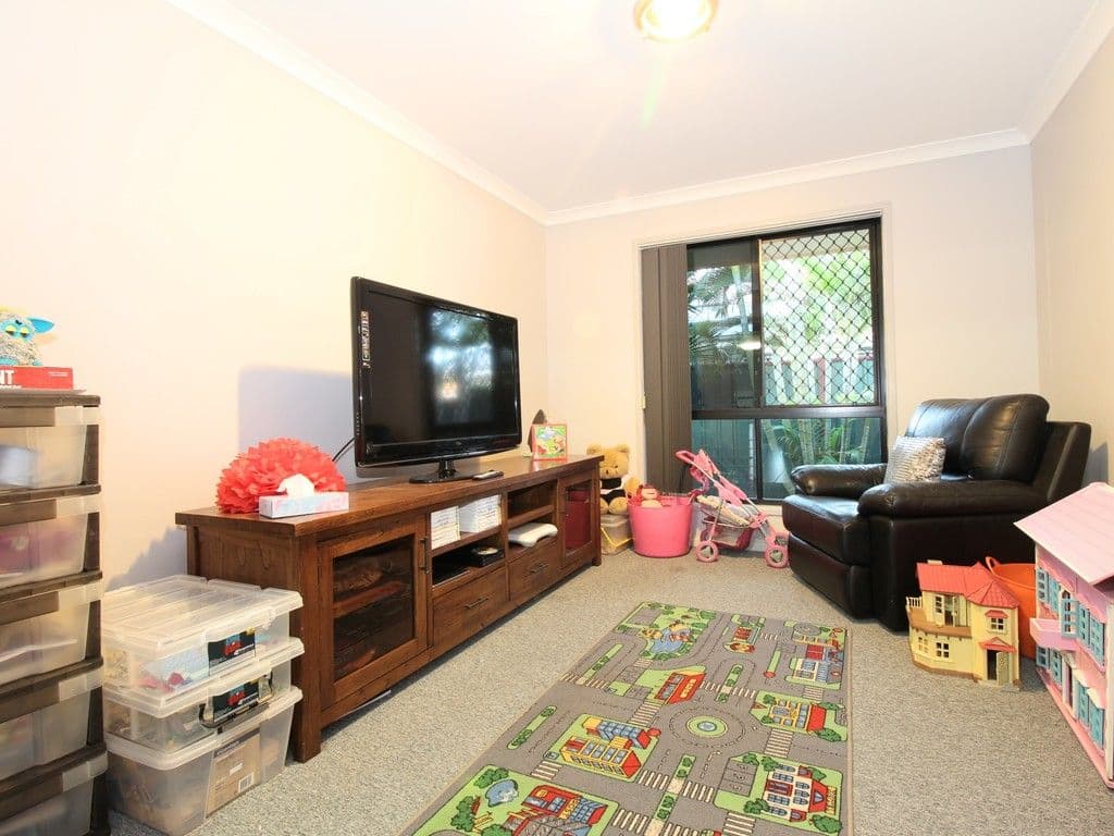 16 Forrest Lane, Emerald QLD 4720, Emerald - Thumbnail 7