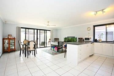 12 Friend Street, WAKERLEY QLD 4154, Wakerley - Thumbnail 3