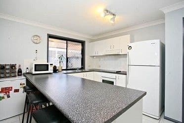 12 Friend Street, WAKERLEY QLD 4154, Wakerley - Thumbnail 4