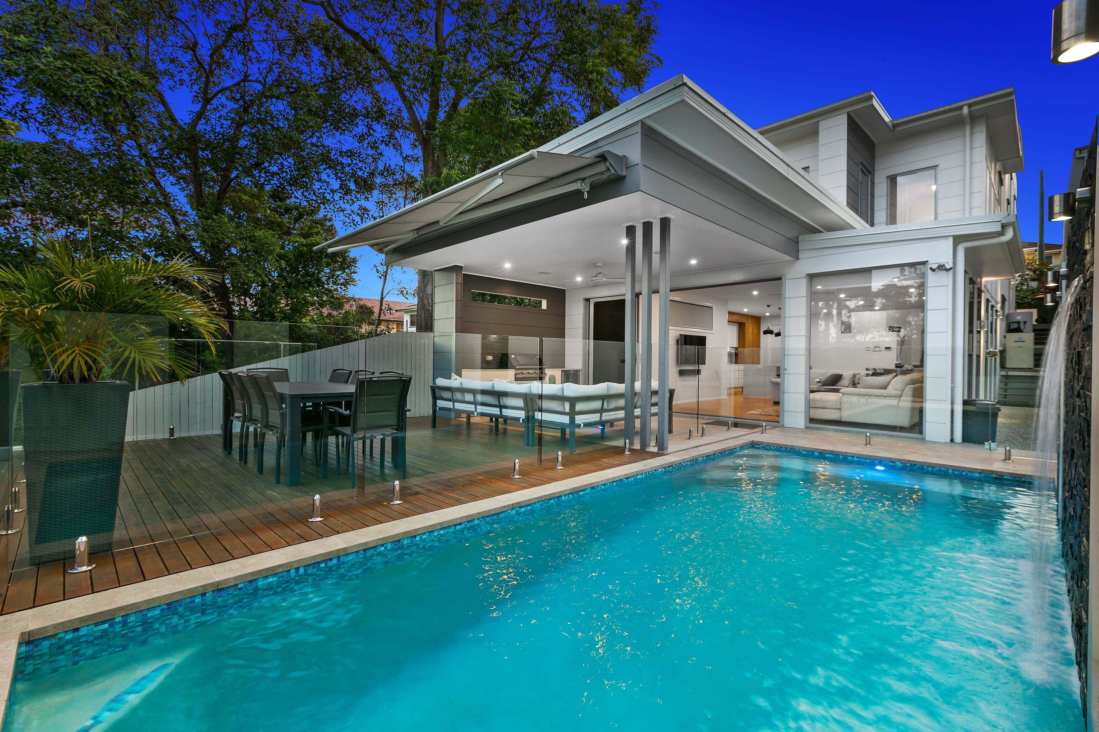 31 Kneale Street, Holland Park West QLD 4121, Holland Park West - Thumbnail 2