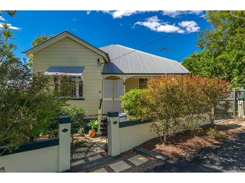 31 Glenrosa Road, RED HILL QLD 4059, Red Hill - Image 1