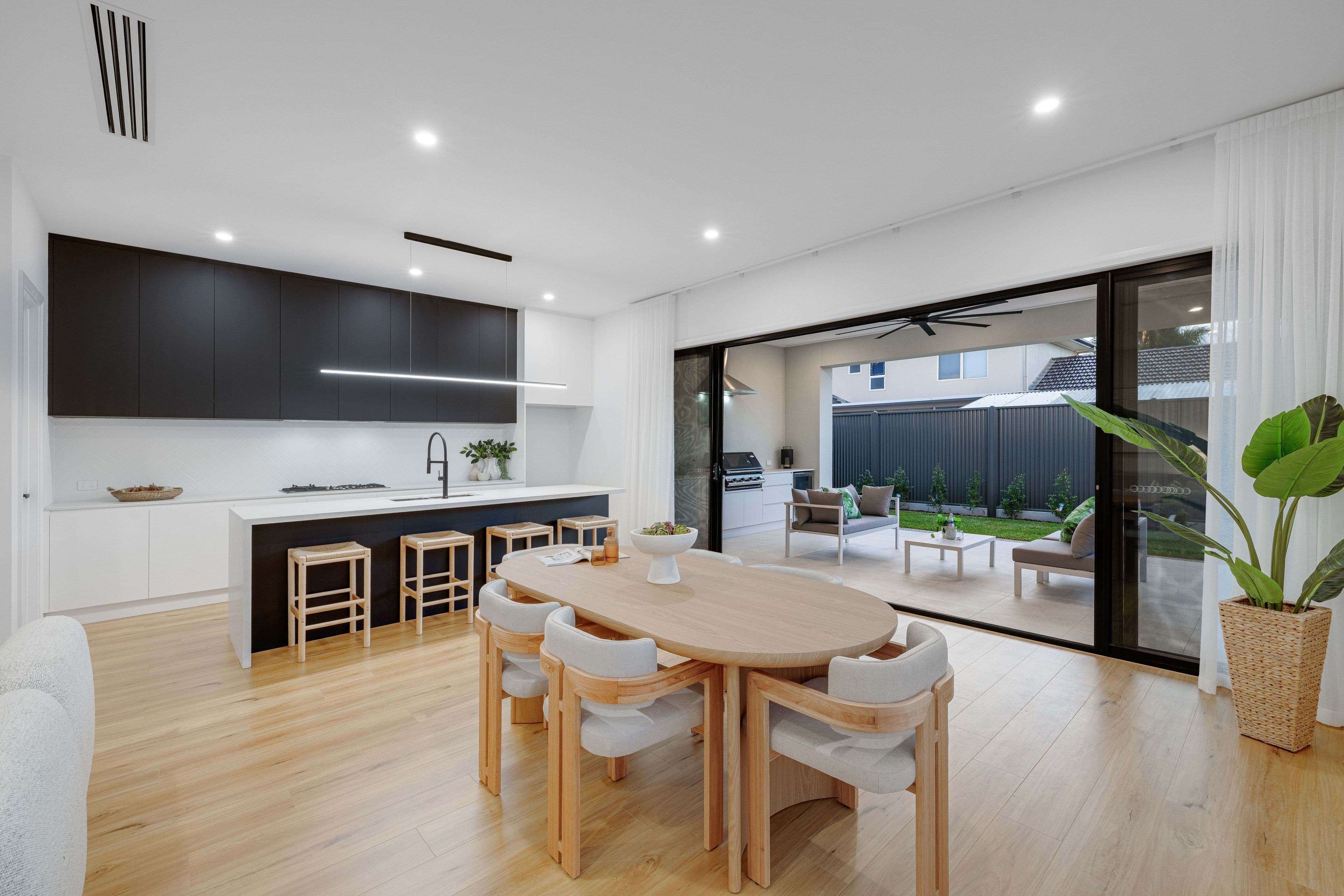 72 Ingerson Street, West Beach SA 5024, West Beach - Thumbnail 8