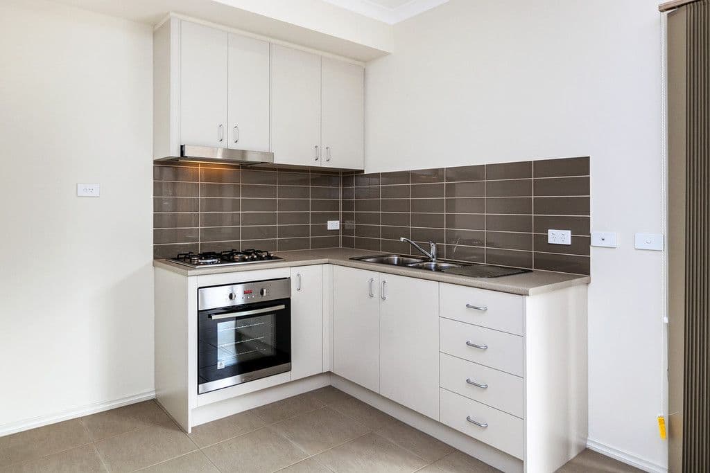 12 Newton Crescent, LALOR VIC 3075, Lalor - Thumbnail 2