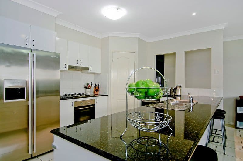 12 Ayesha Place, CALAMVALE QLD 4116, Calamvale - Thumbnail 5