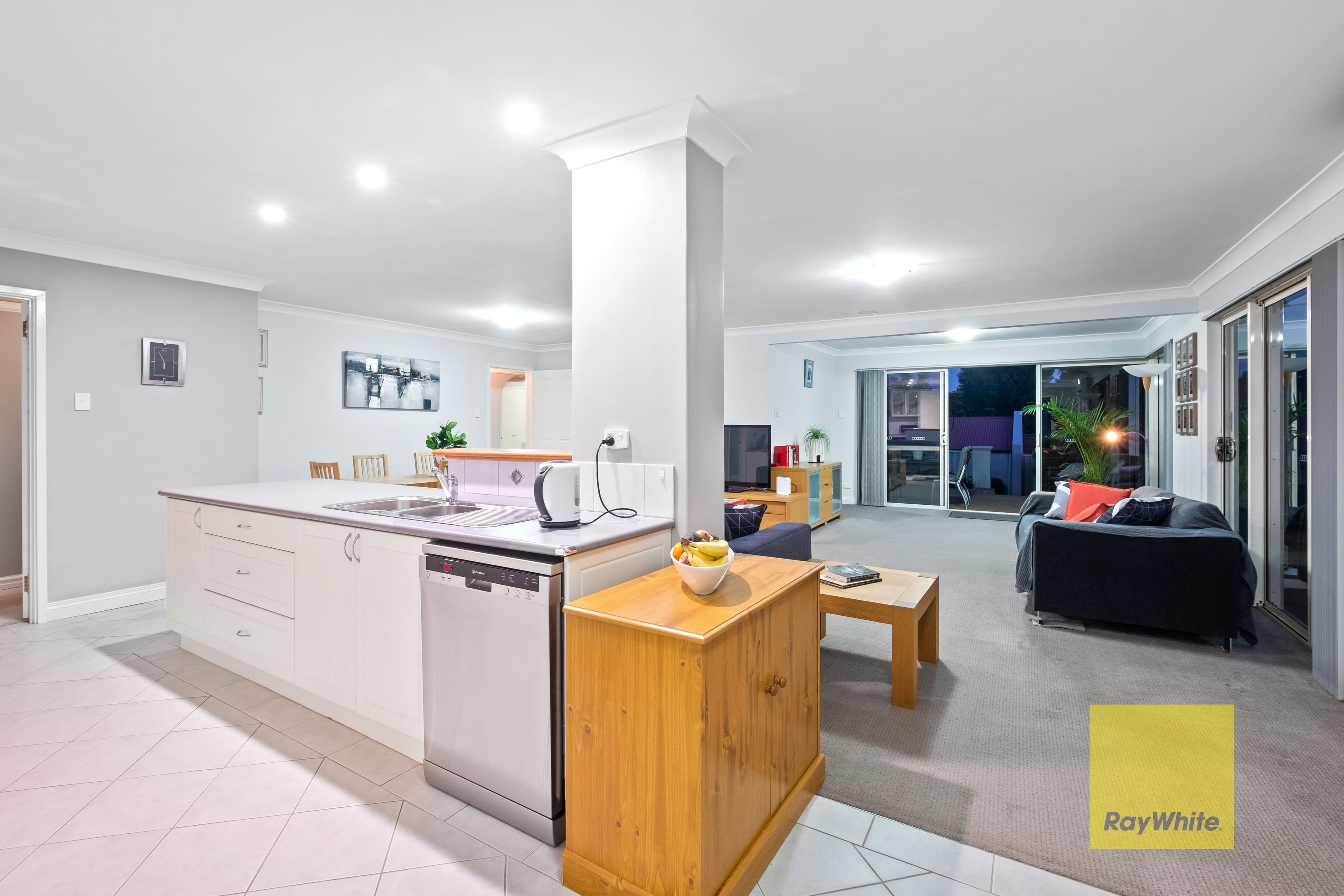 90 High Street, Sorrento WA 6020, Sorrento - Thumbnail 3