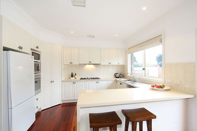 28 Lake Ridge Drive, Kew, Kew - Thumbnail 6