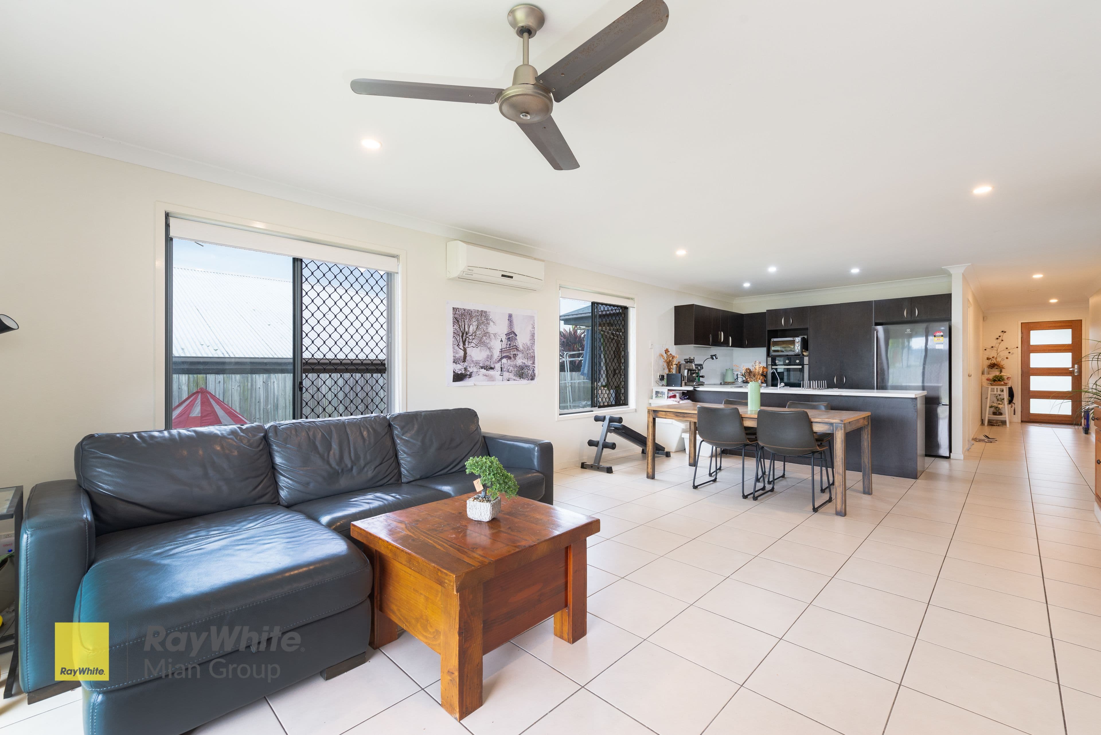 11 Manton Street, Ormeau QLD 4208, Ormeau - Thumbnail 4