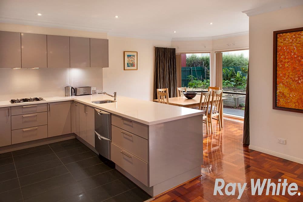 19 Pooley Bridge Road, Mordialloc VIC 3195, Mordialloc - Thumbnail 4