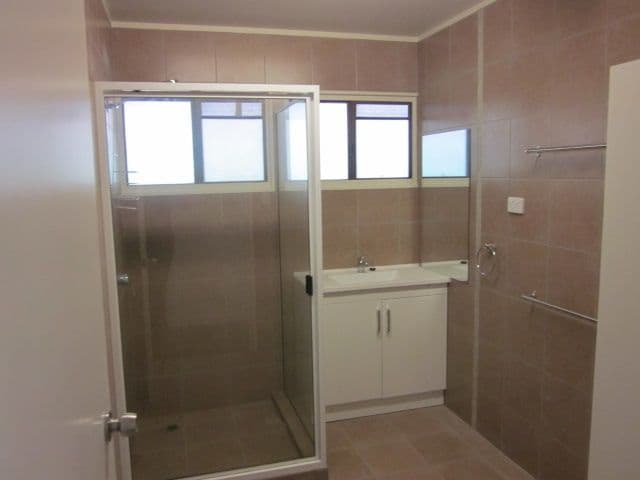 2 Pearle Place, BOWEN QLD 4805, Bowen - Thumbnail 7