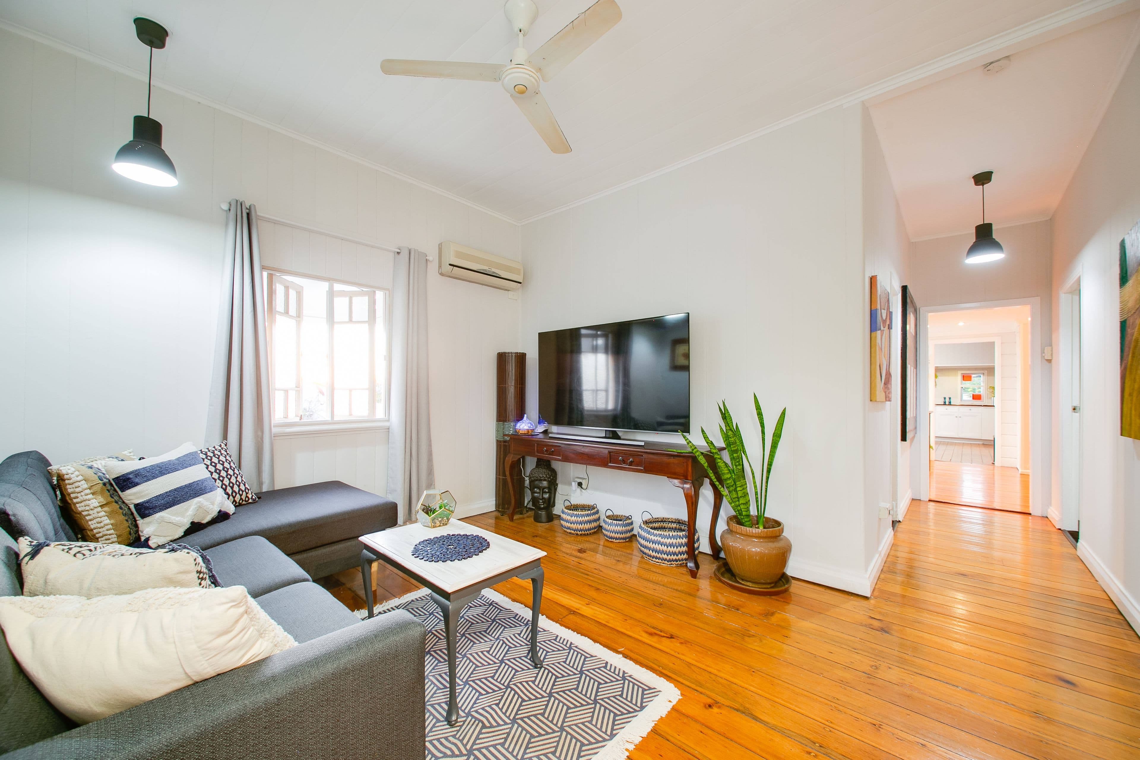 12 Morris Street, Silkstone QLD 4304, Silkstone - Thumbnail 2