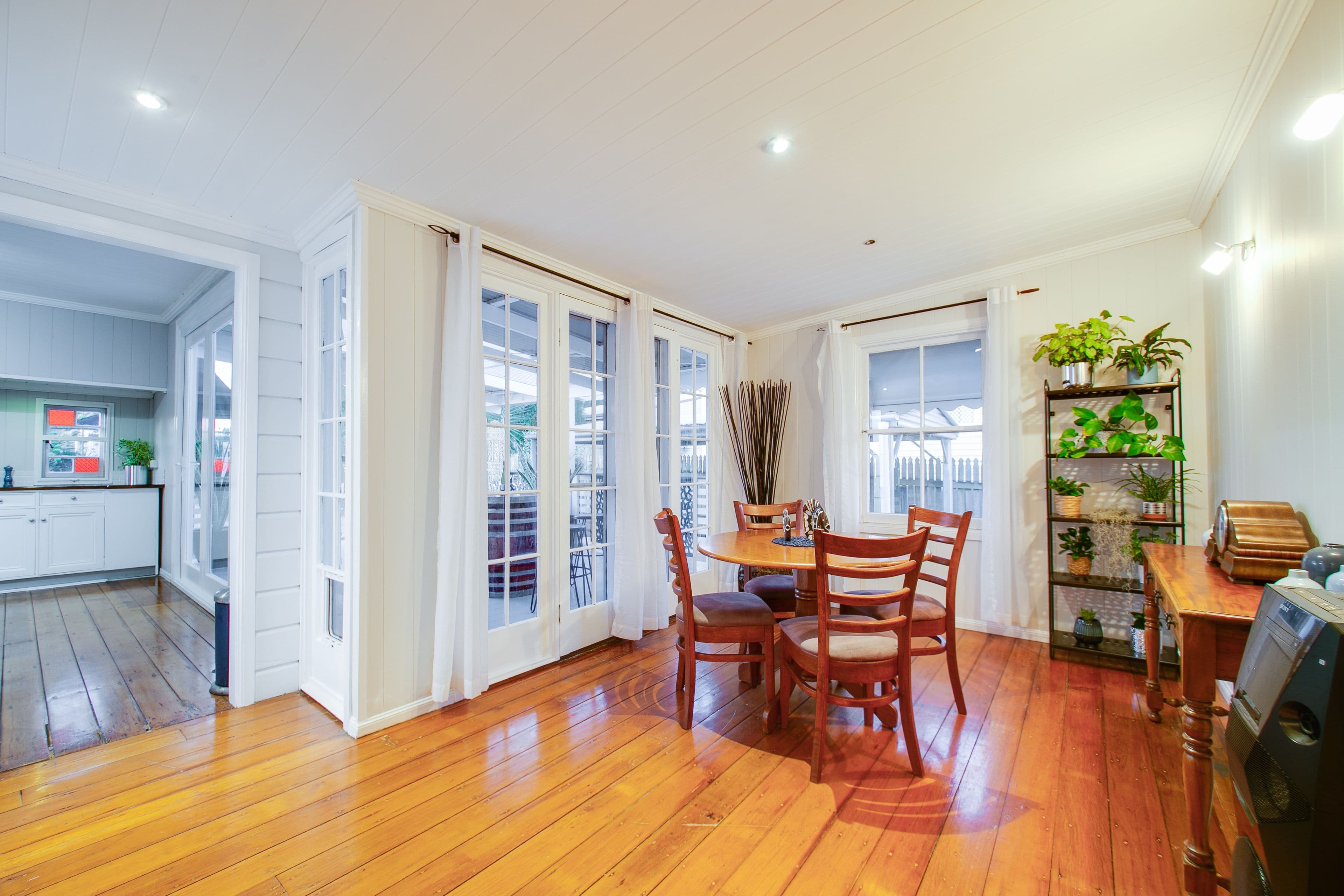 12 Morris Street, Silkstone QLD 4304, Silkstone - Thumbnail 6