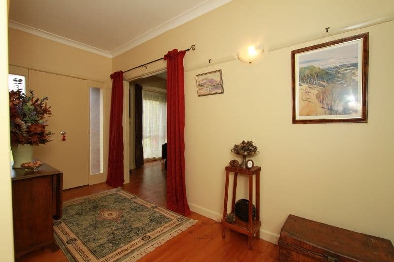 37 Playne Street, HEATHCOTE VIC 3523, Heathcote - Thumbnail 6