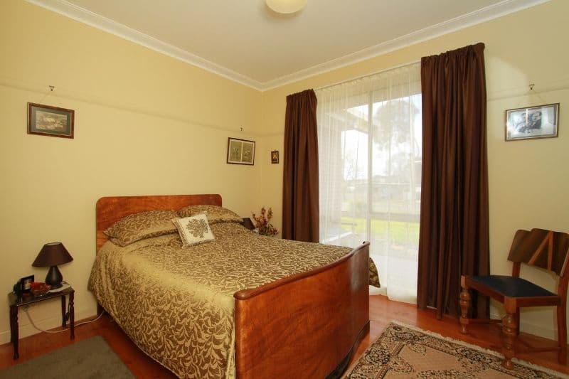 37 Playne Street, HEATHCOTE VIC 3523, Heathcote - Thumbnail 8