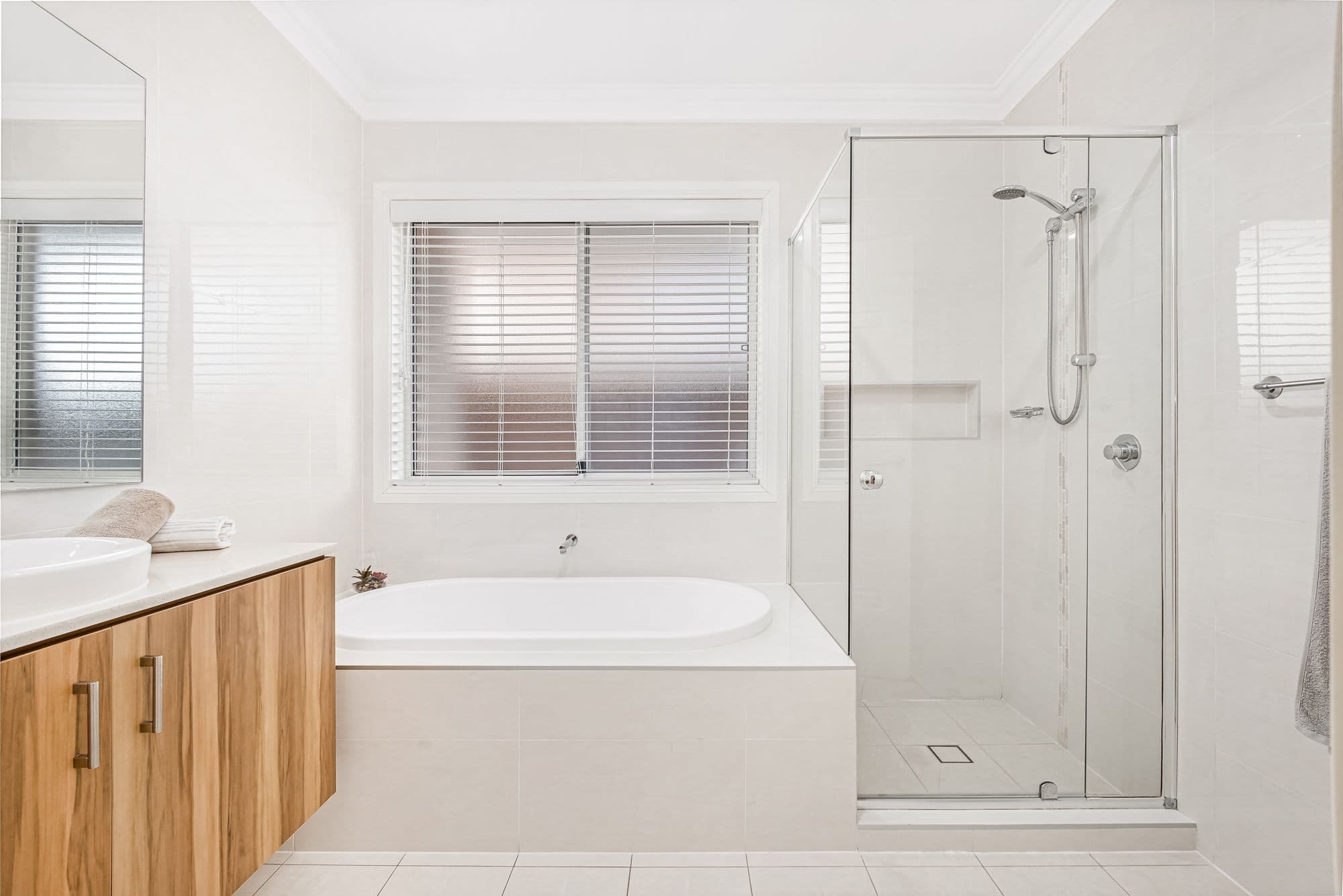 8 Conway Avenue, West Hoxton NSW 2171, West Hoxton - Thumbnail 8