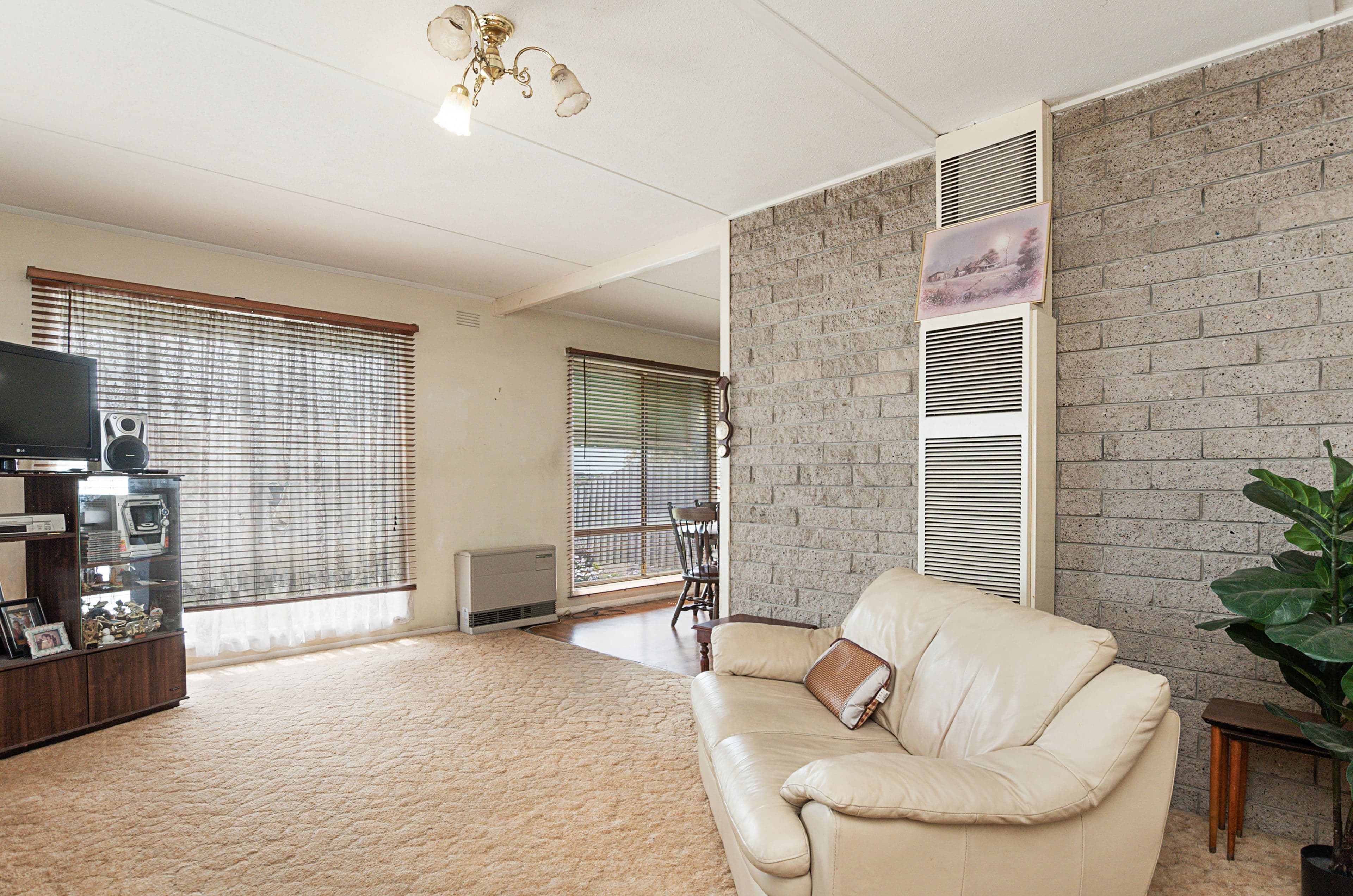 31 Clyde Crescent, Warrnambool VIC 3280, Warrnambool - Thumbnail 2