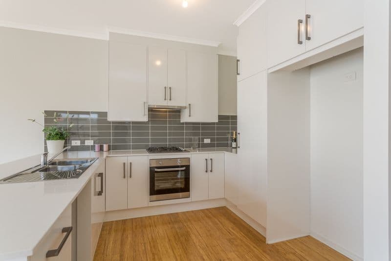 8 McKay Street, LARGS BAY SA 5016, Largs Bay - Thumbnail 3