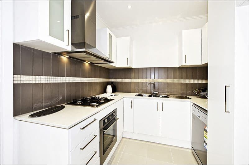 2 Black Street, WATSONIA VIC 3087, Watsonia - Thumbnail 4