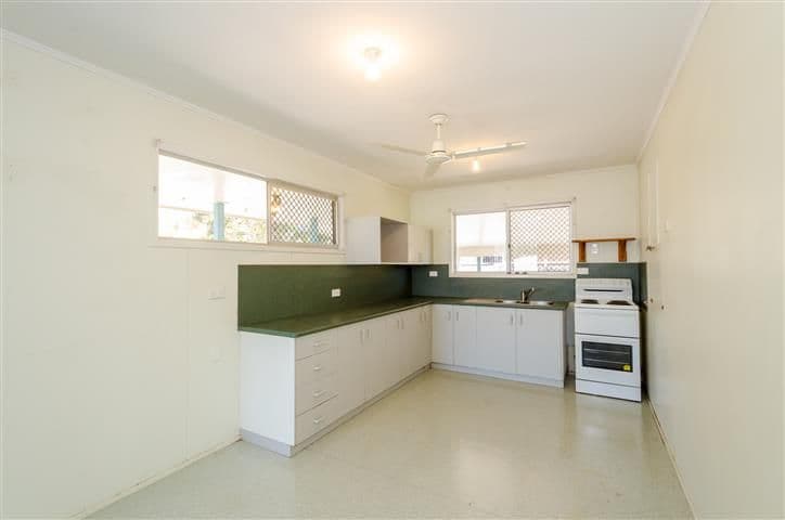 20 Dalton Street, Clinton QLD 4680, Clinton - Thumbnail 2