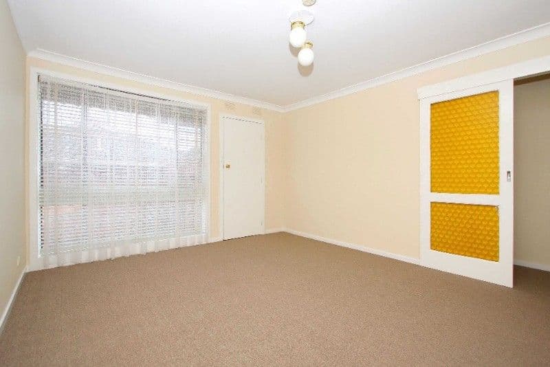 18 Duffy Street, RESERVOIR VIC 3073, Reservoir - Thumbnail 3