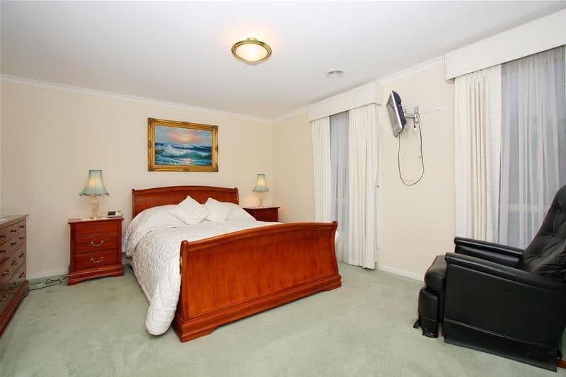 34 The Seekers Crescent, MILL PARK VIC 3082, Mill Park - Thumbnail 5
