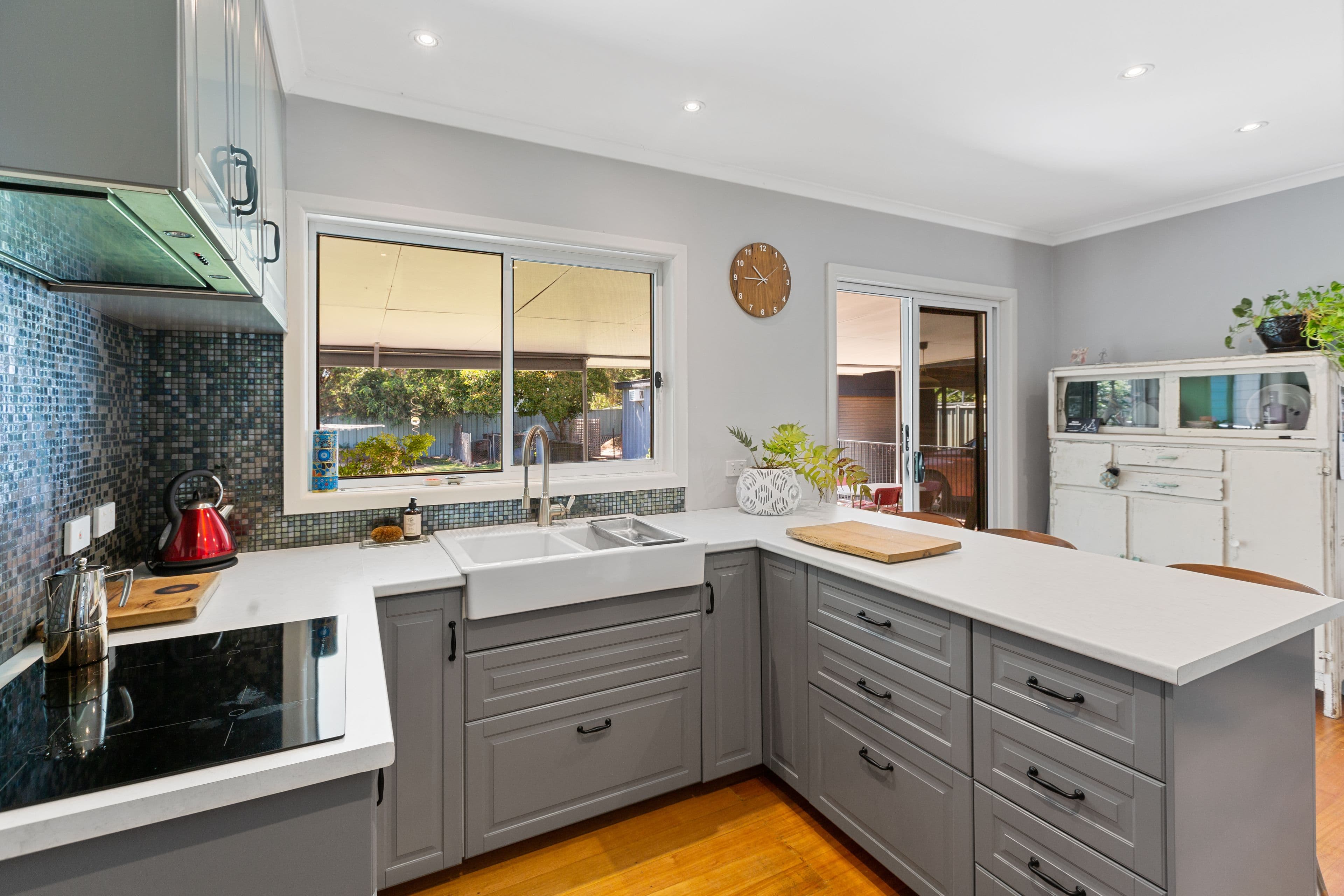 24 Elvins Street, Mansfield VIC 3722, Mansfield - Thumbnail 4