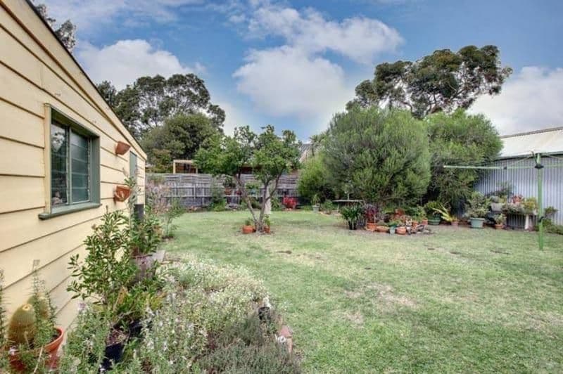 8 Lucille Avenue, RESERVOIR VIC 3073, Reservoir - Thumbnail 7