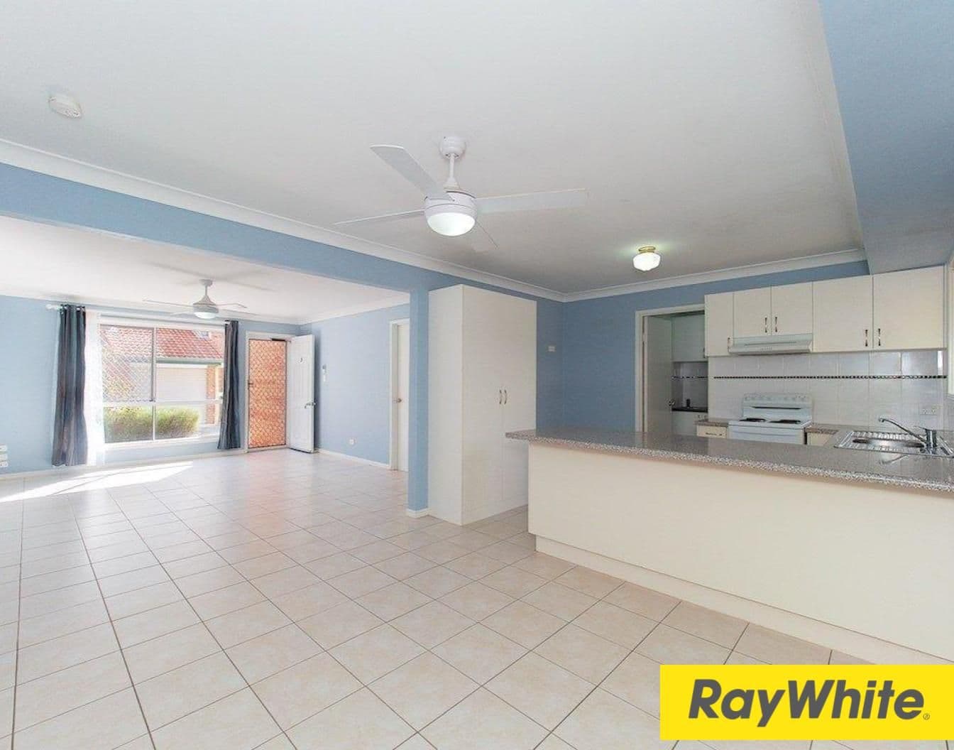 11 Willow Street, Woodridge QLD 4114, Woodridge - Thumbnail 2
