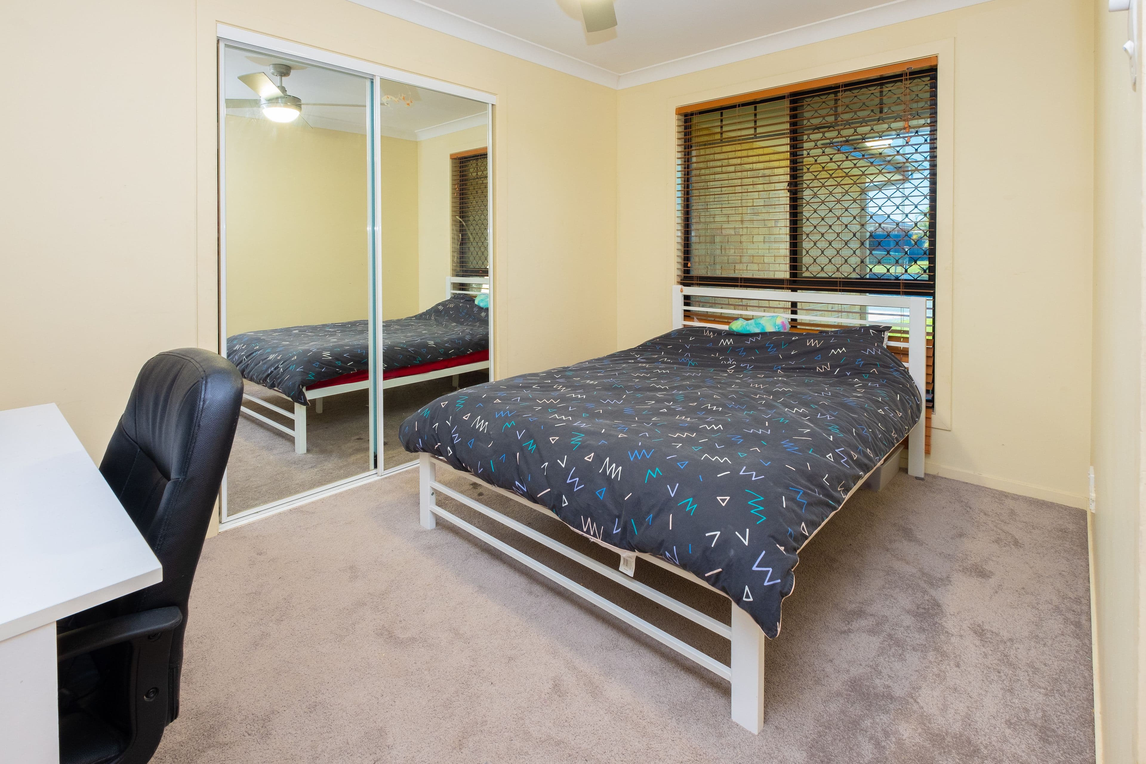 55 Lakeview Drive, Logan Reserve QLD 4133, Logan Reserve - Thumbnail 6