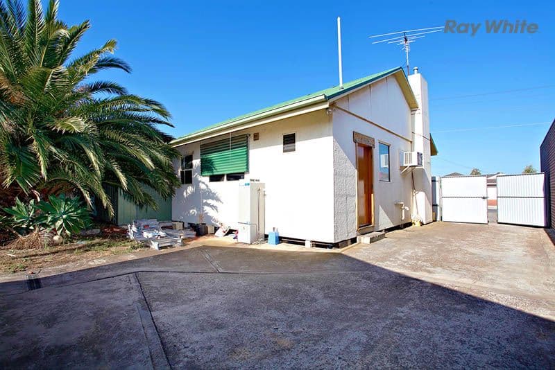 28 Thomas Street, Laverton VIC 3028, Laverton - Thumbnail 4