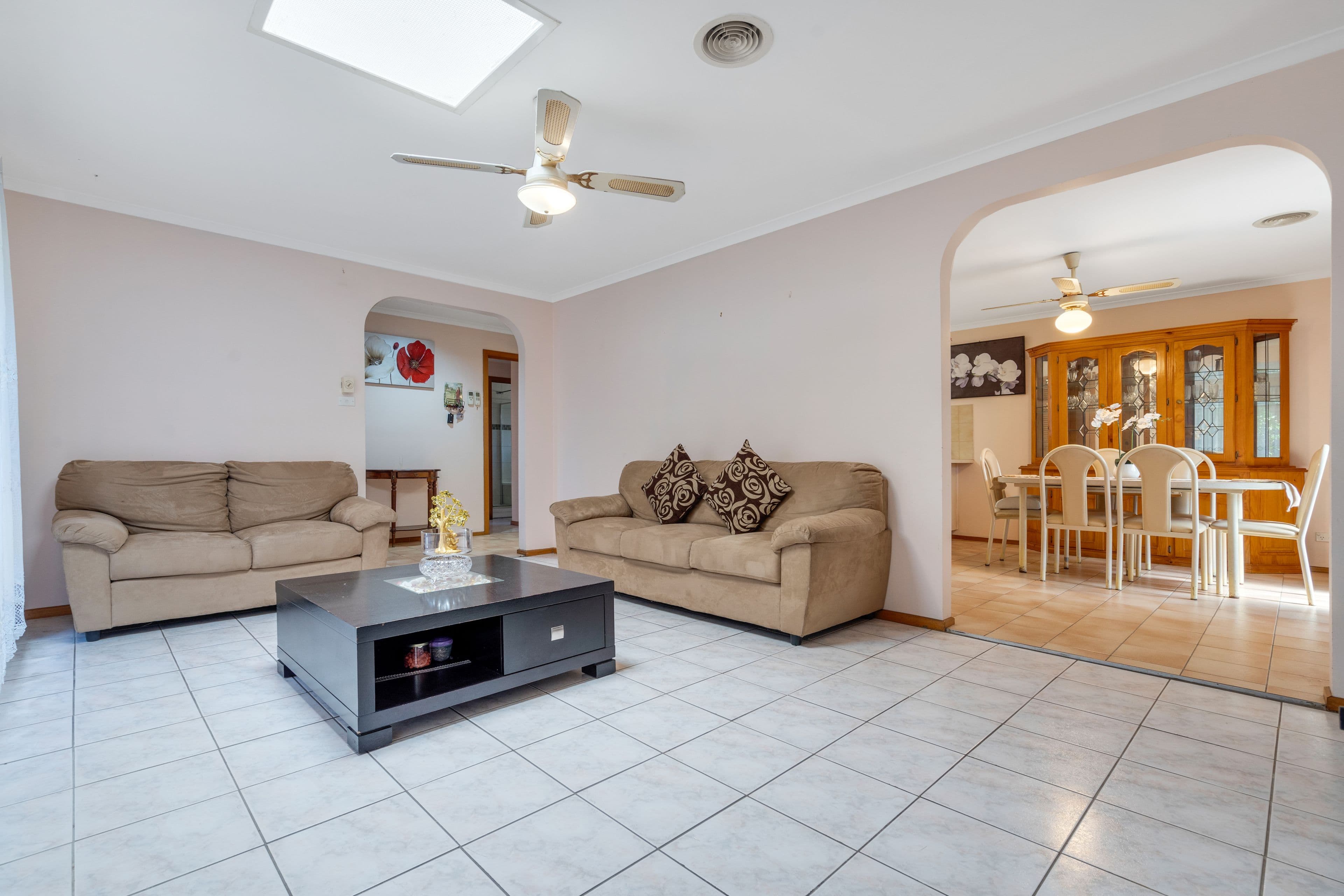 115 Shankland Boulevard, Meadow Heights VIC 3048, Meadow Heights - Thumbnail 4