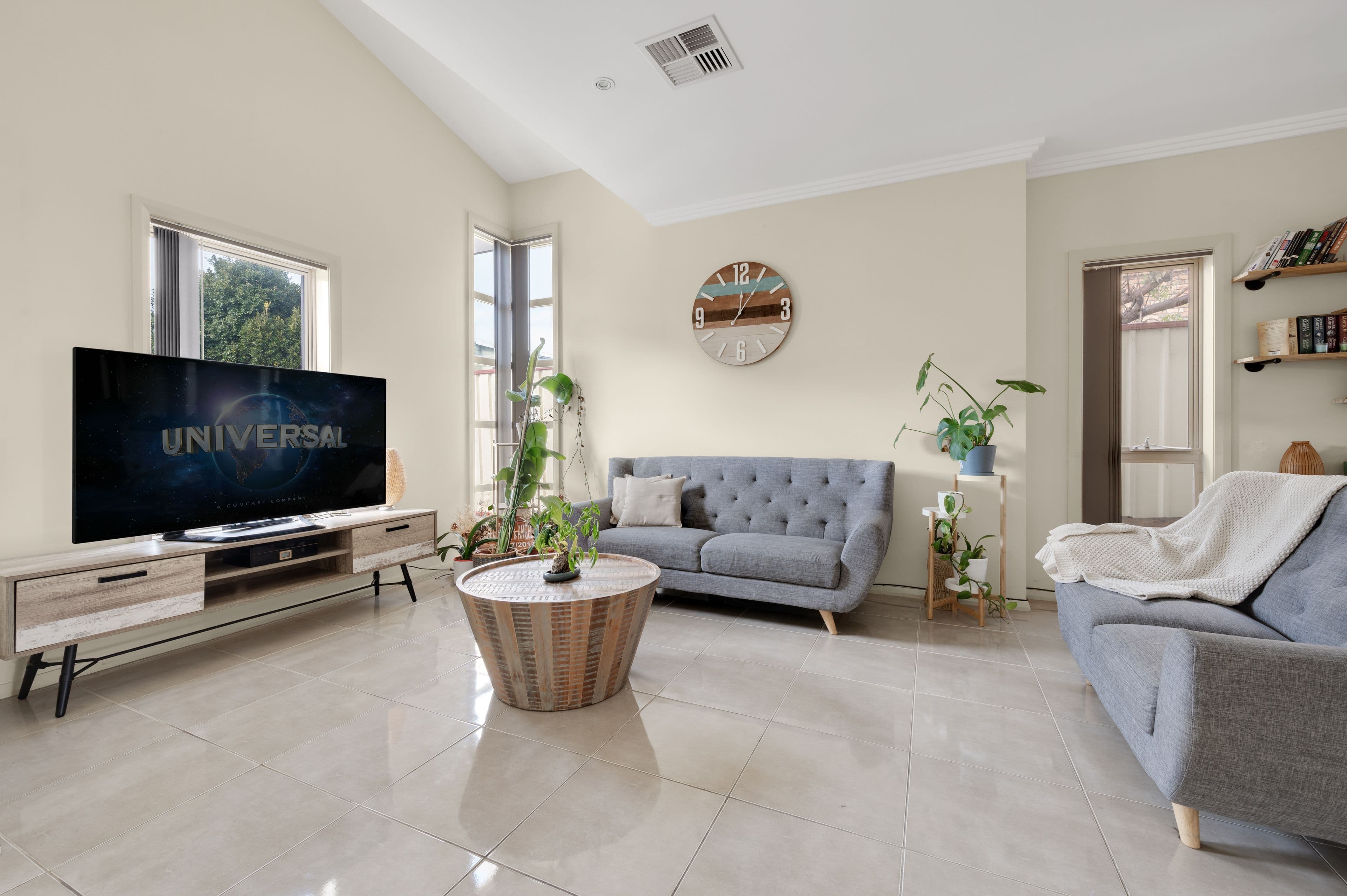 4 Basil Court, Casula NSW 2170, Casula - Thumbnail 2