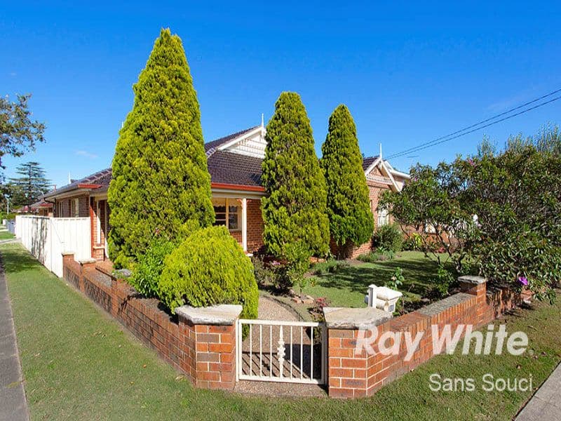 105 Jubilee Avenue, BEVERLEY PARK NSW 2217, Beverley Park - Image 1