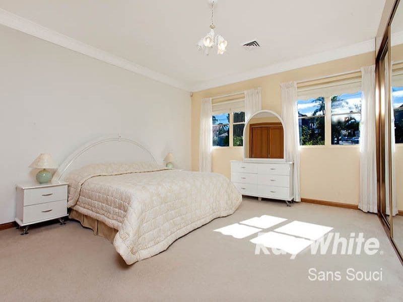 105 Jubilee Avenue, BEVERLEY PARK NSW 2217, Beverley Park - Thumbnail 4