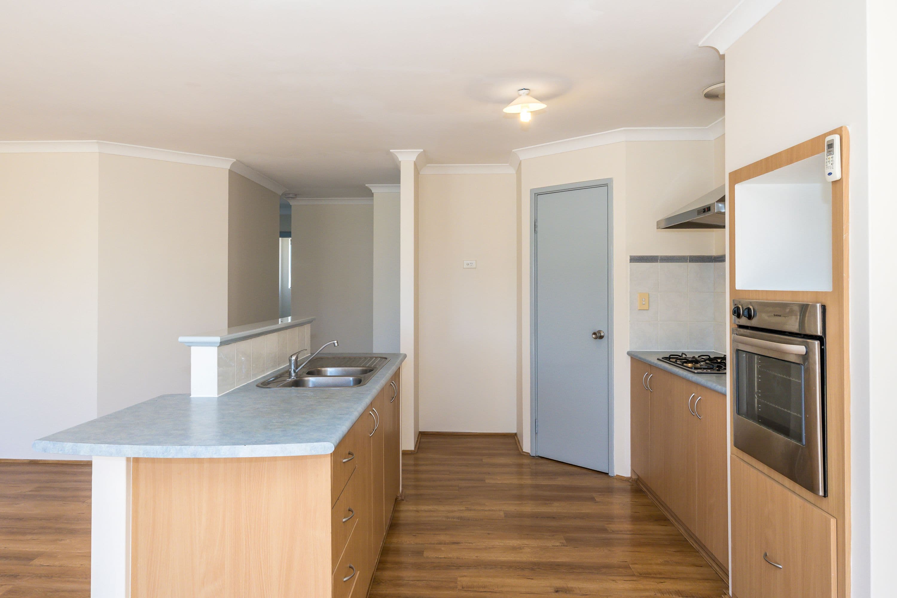 22 Lady Lindsay Cove, Yanchep WA 6035, Yanchep - Thumbnail 7