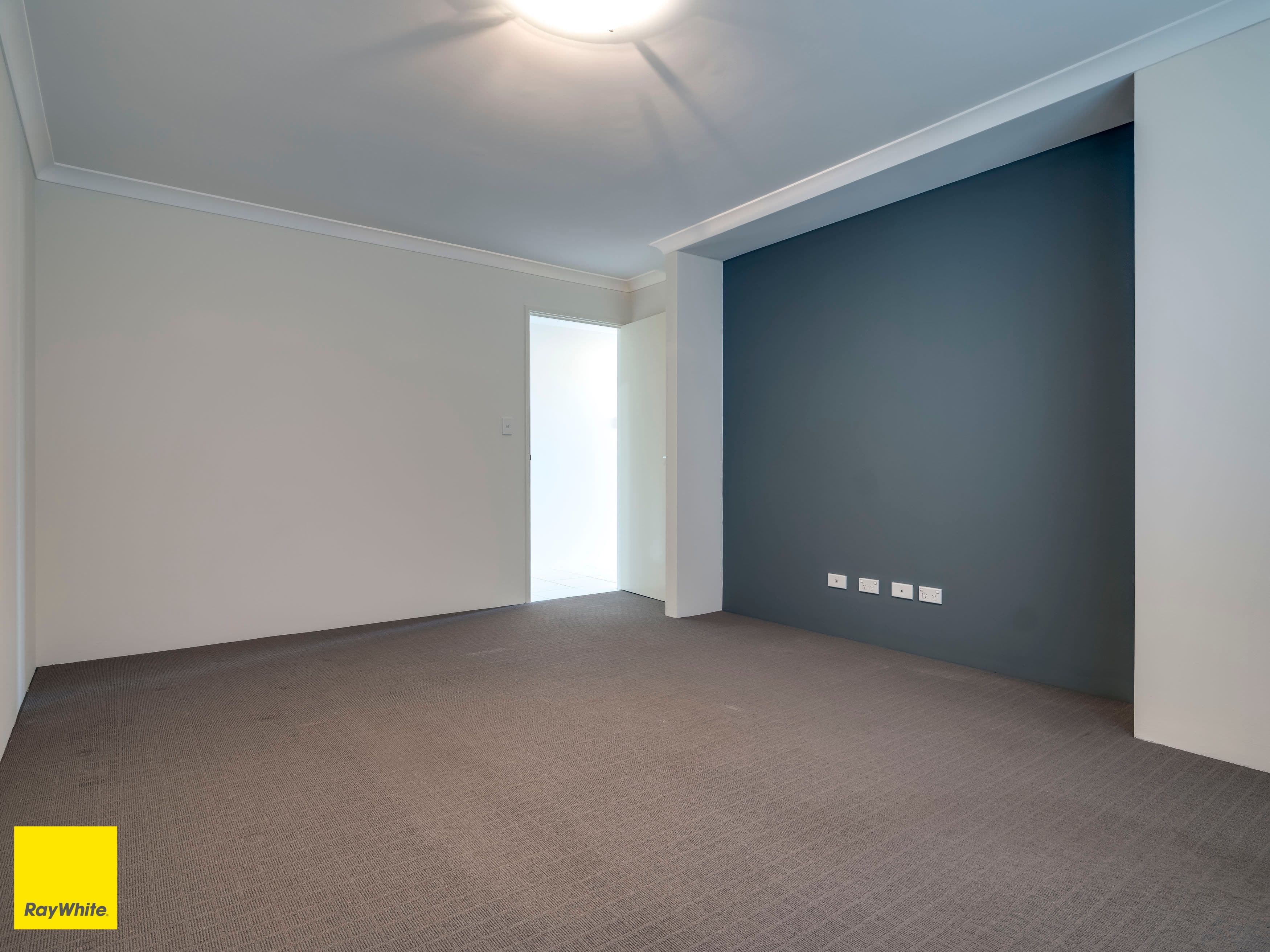 4 Hoypoy Gardens, Darch WA 6065, Darch - Thumbnail 7