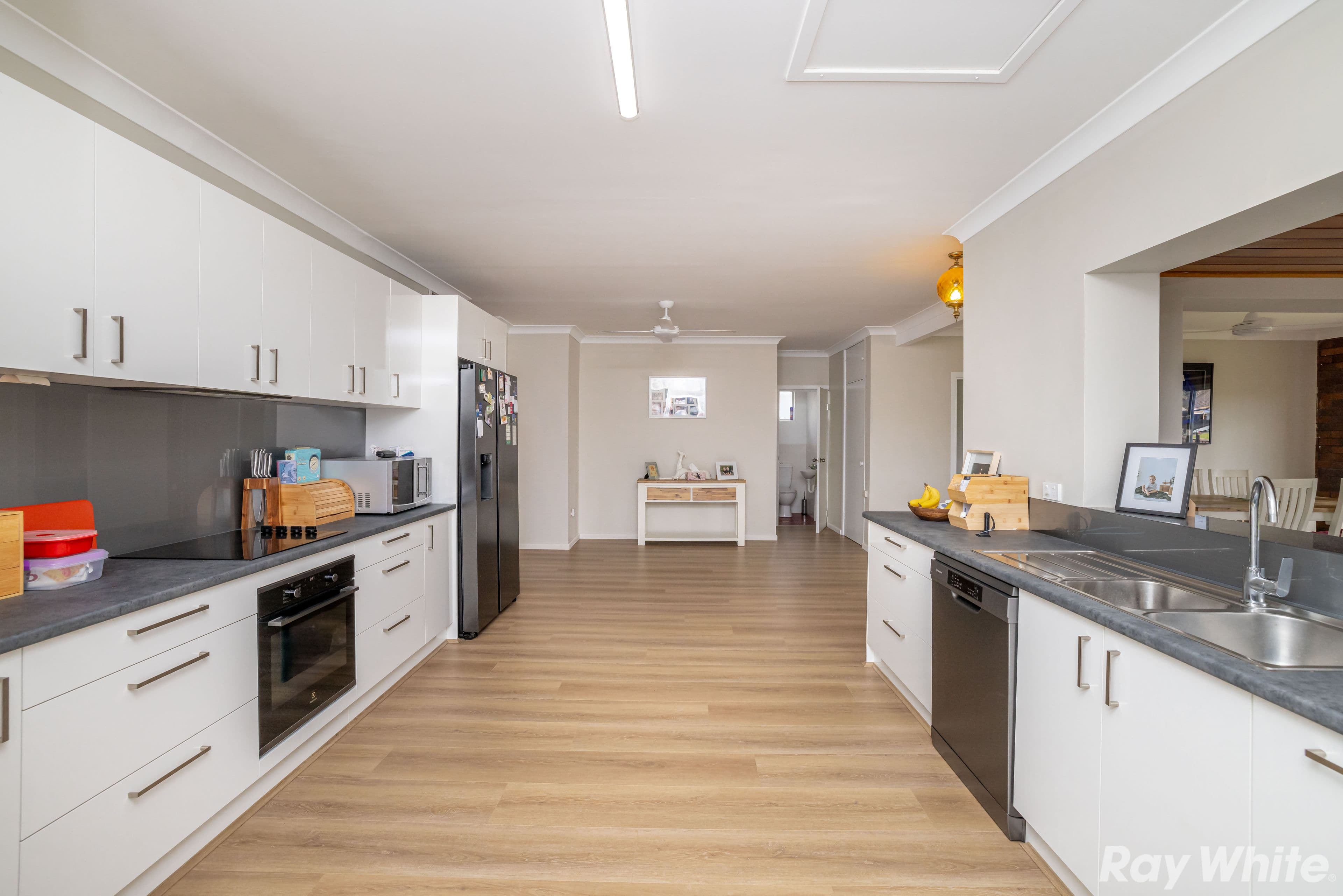 24 Wyuna Place, FORSTER KEYS NSW 2428, Forster - Thumbnail 3