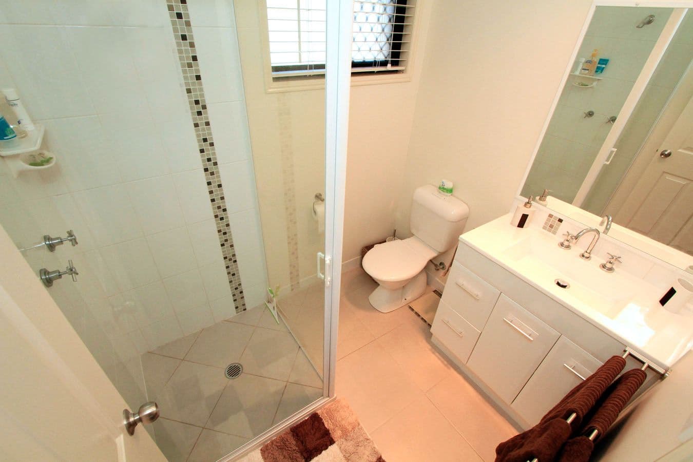 144 Ashenden Street, Shepparton, Shepparton - Thumbnail 4