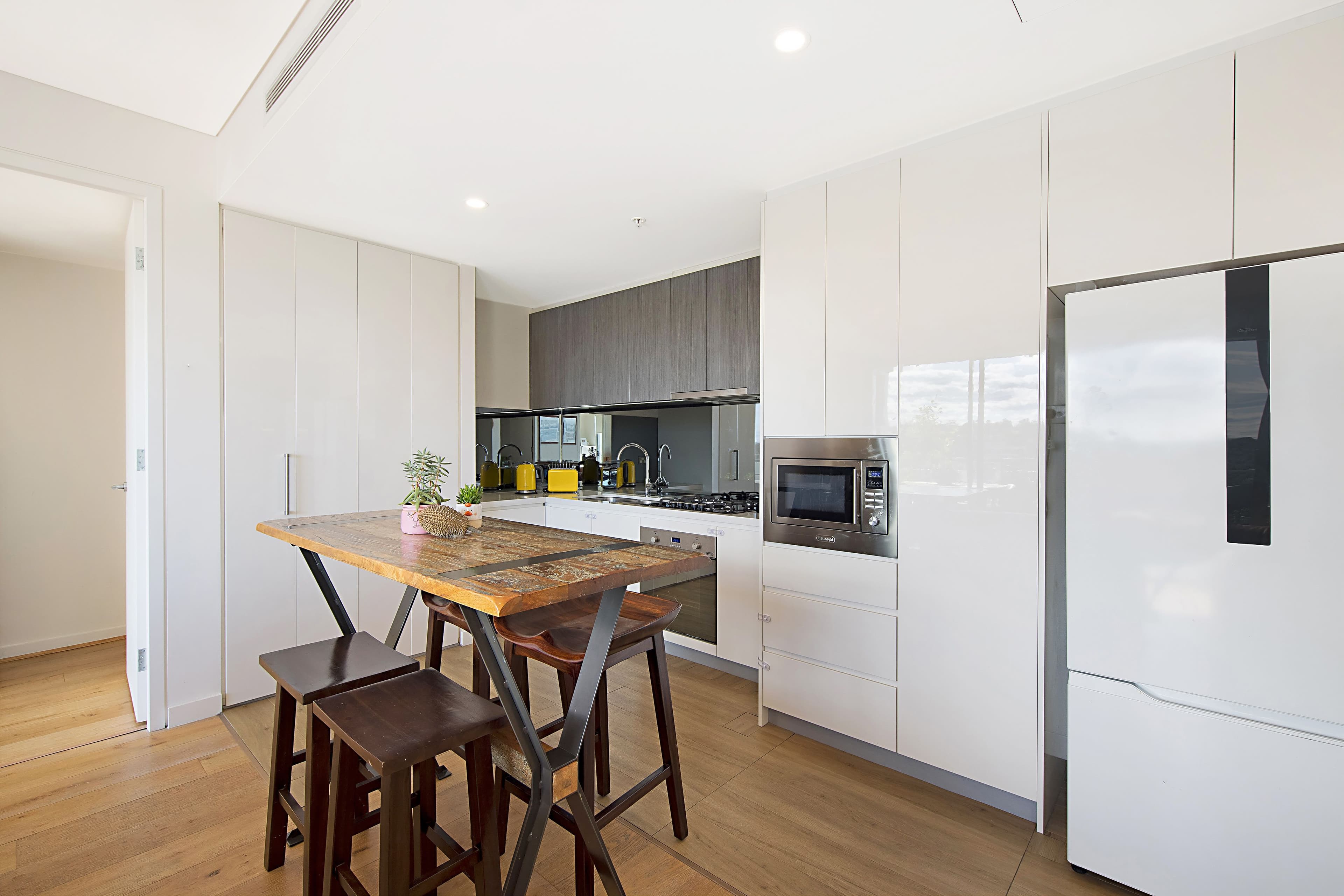 904-914 Pacific Highway, Gordon NSW 2072, Gordon - Thumbnail 4