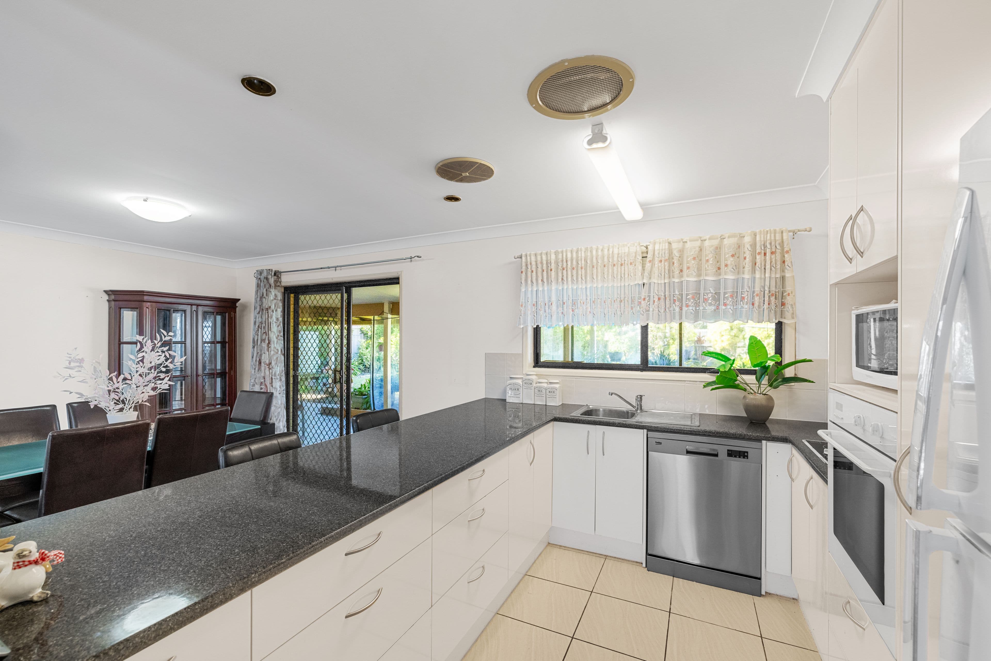 21 Blackwood Street, Maroochydore QLD 4558, Maroochydore - Thumbnail 5