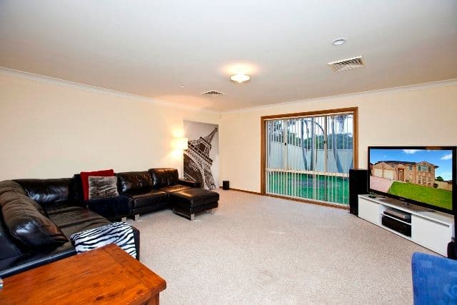 18 Barrington Crescent, MARYLAND NSW 2287, Maryland - Thumbnail 2