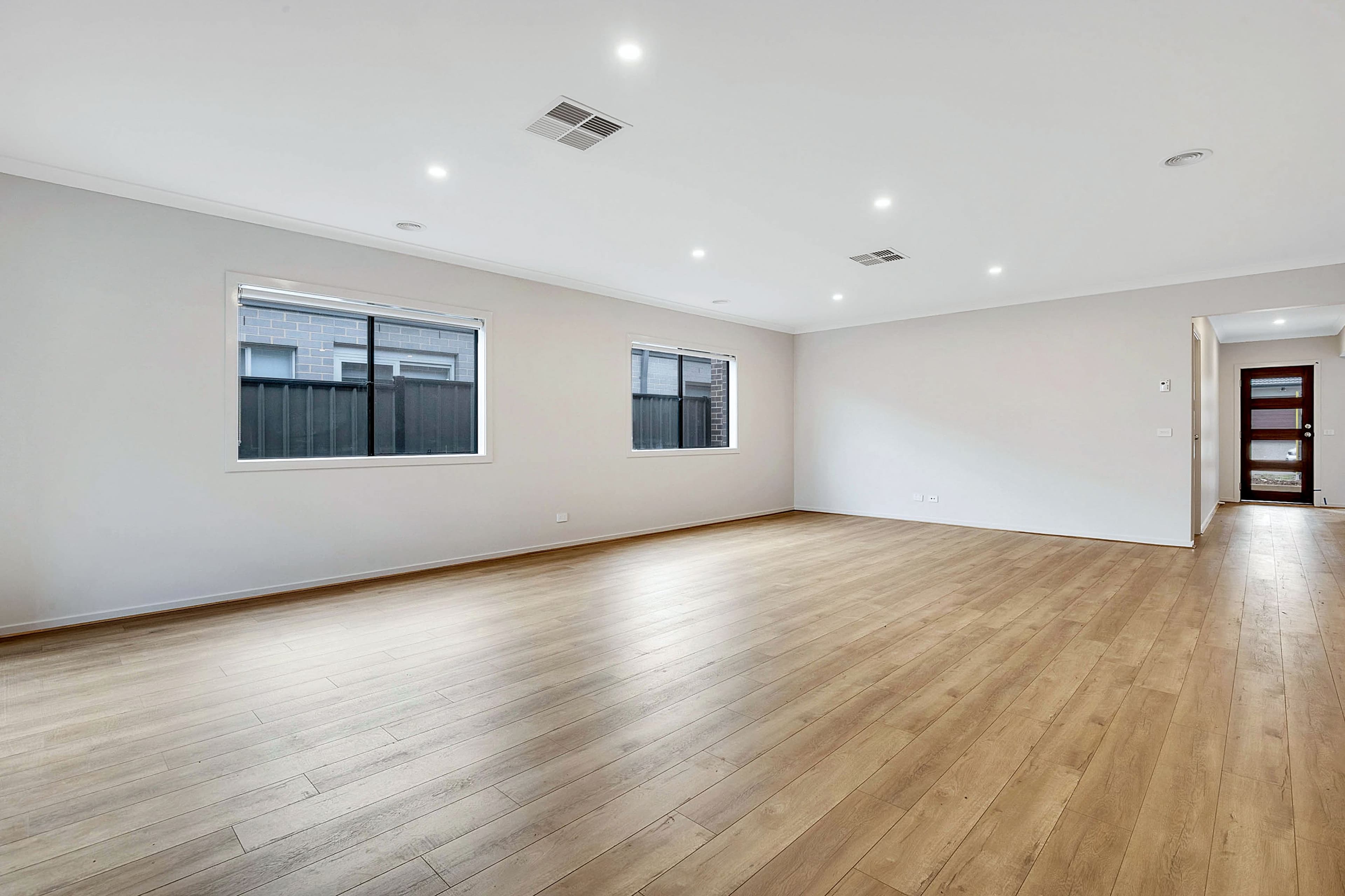 8 Howrah Street, Craigieburn VIC 3064, Craigieburn - Thumbnail 6