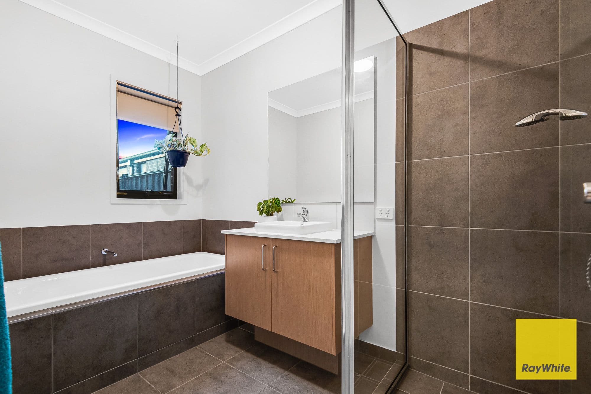 6 Tomago Street, Tarneit VIC 3029, Tarneit - Thumbnail 6