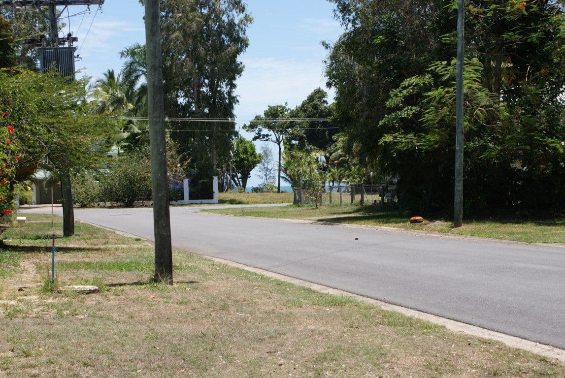 35 Kwila Street, Wongaling Beach QLD 4852, Wongaling Beach - Thumbnail 4