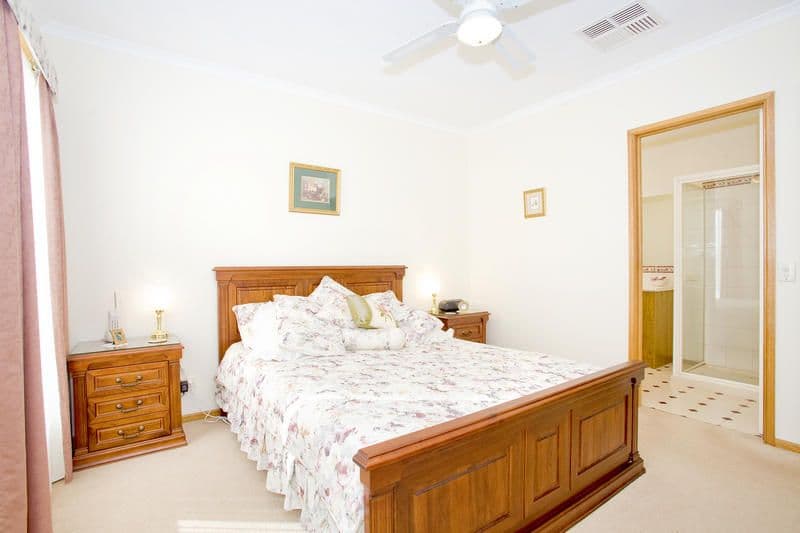 31 Pineview Court, LARA VIC 3212, Lara - Thumbnail 5
