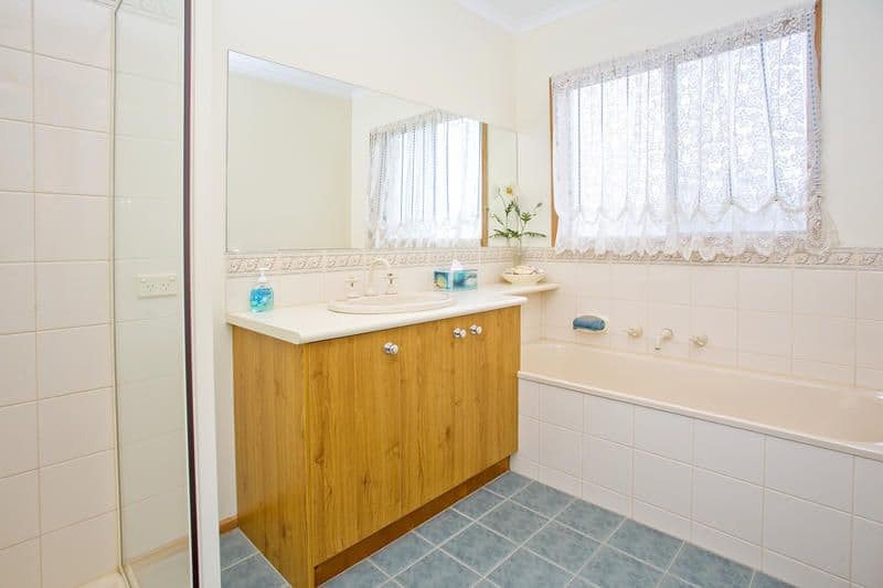 31 Pineview Court, LARA VIC 3212, Lara - Thumbnail 8
