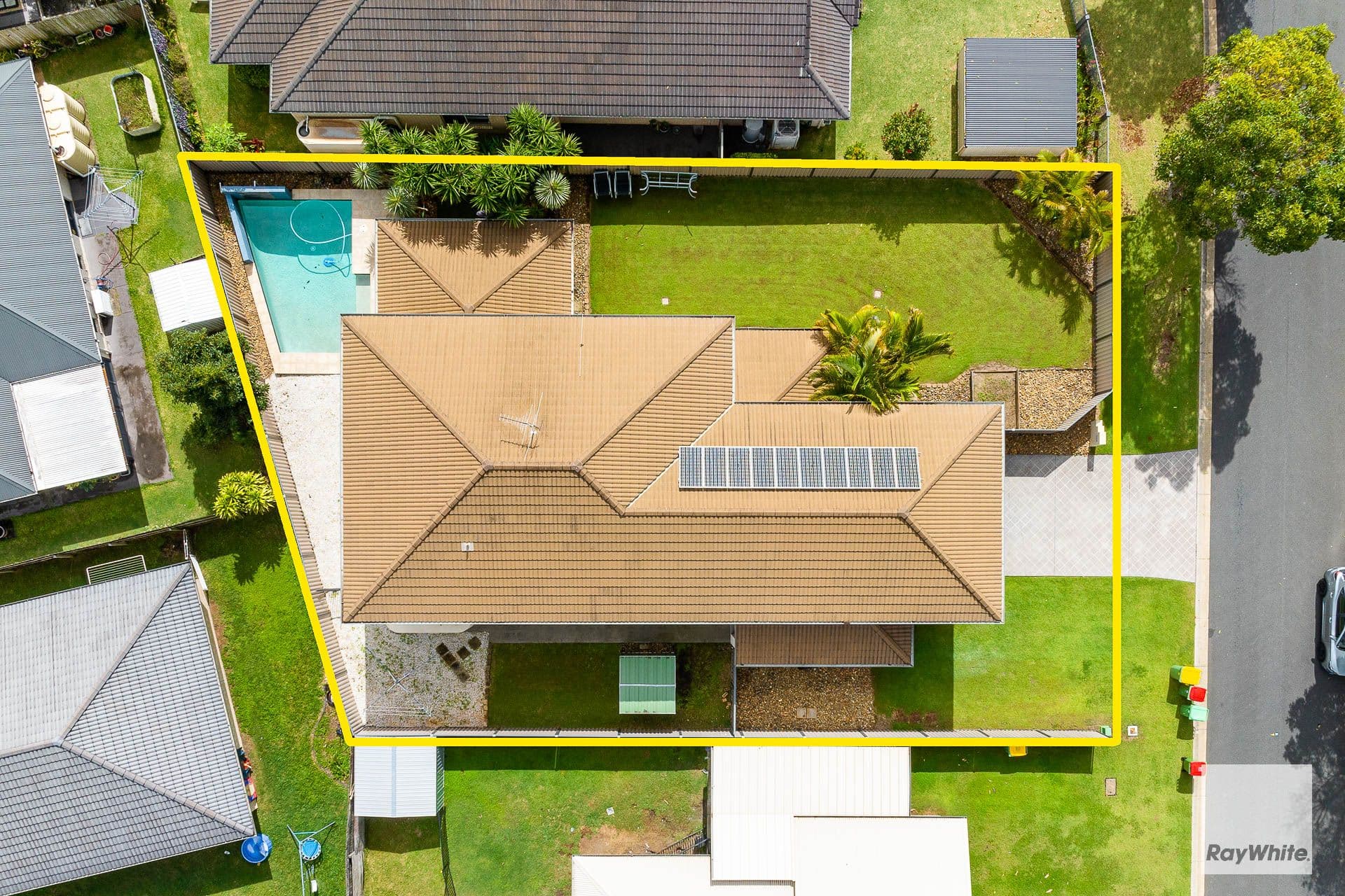 8 Lois Place, Redland Bay QLD 4165, Redland Bay - Thumbnail 5