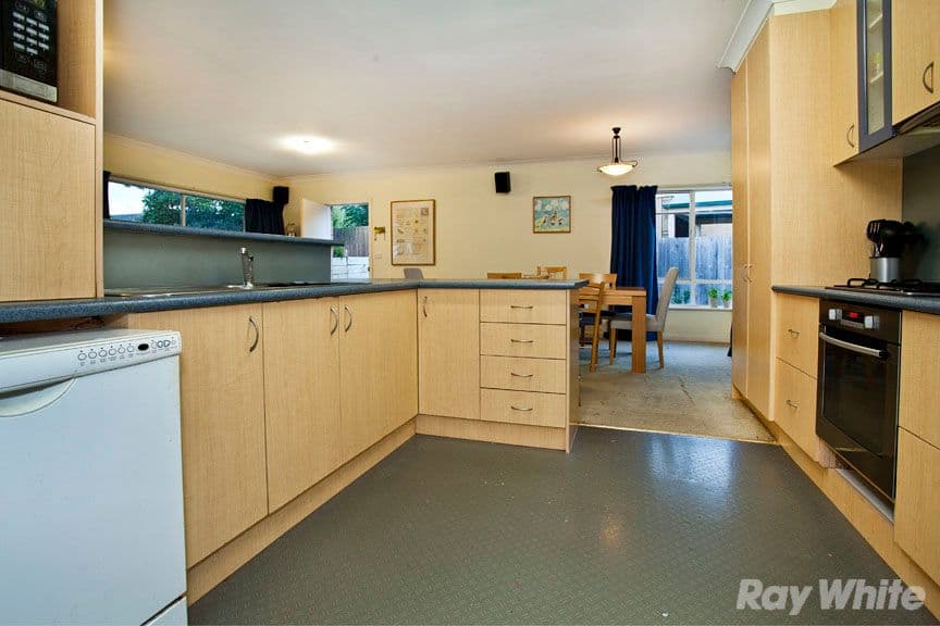 7 Plymouth Court, Nunawading VIC 3131, Nunawading - Thumbnail 5