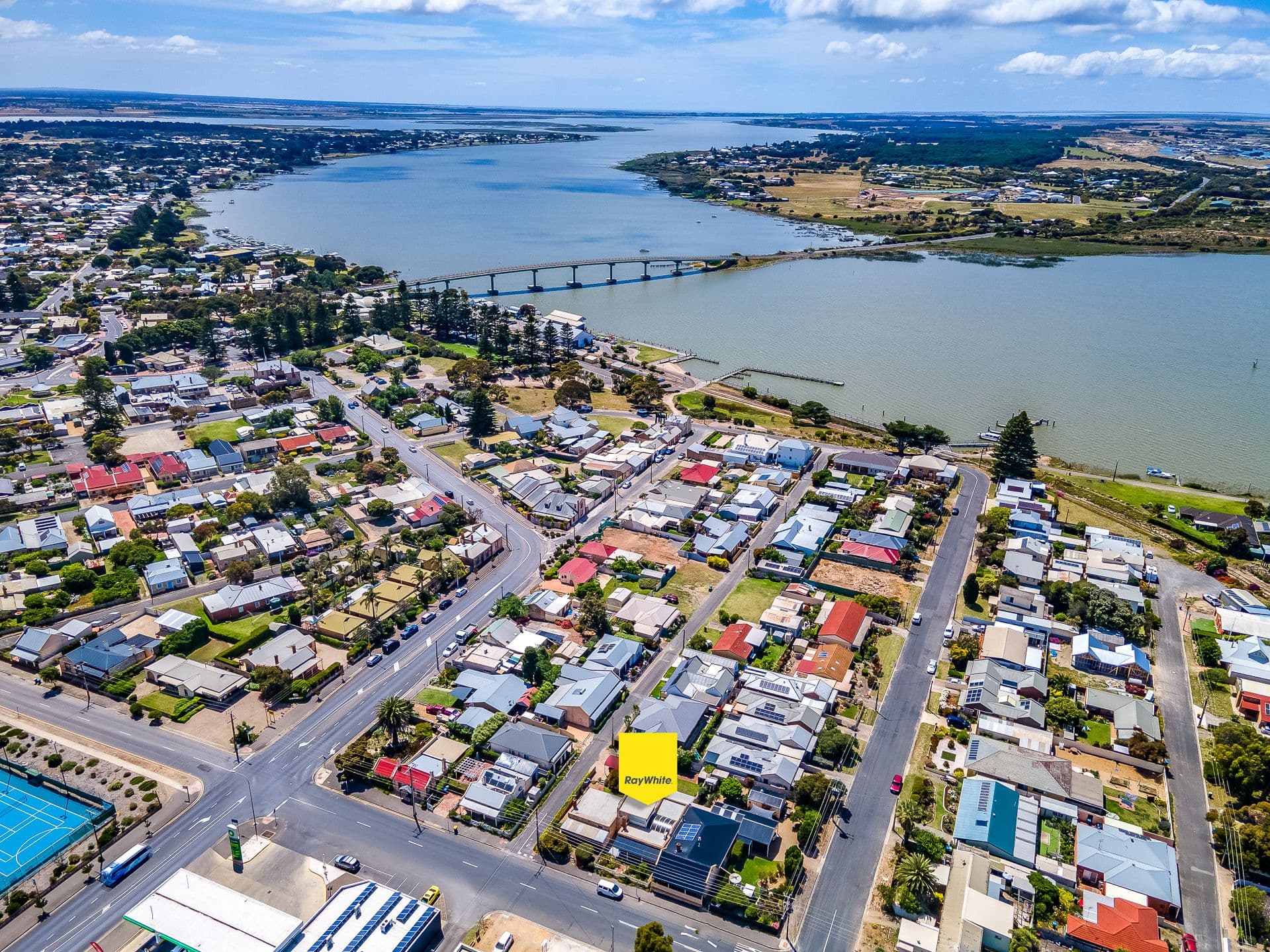 18 Oliver Street, Goolwa SA 5214, Goolwa - Thumbnail 2